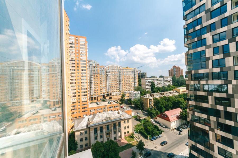 Квартира На Улице Деловая Kiev Dış mekan fotoğraf